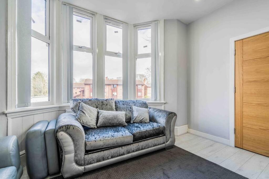 דירות ברמינגהאם Modern Flat In Moseley With Free Parking מראה חיצוני תמונה