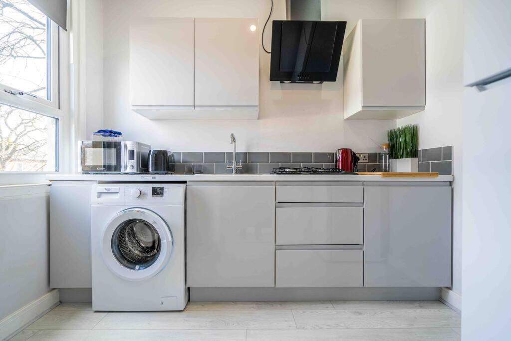 דירות ברמינגהאם Modern Flat In Moseley With Free Parking מראה חיצוני תמונה