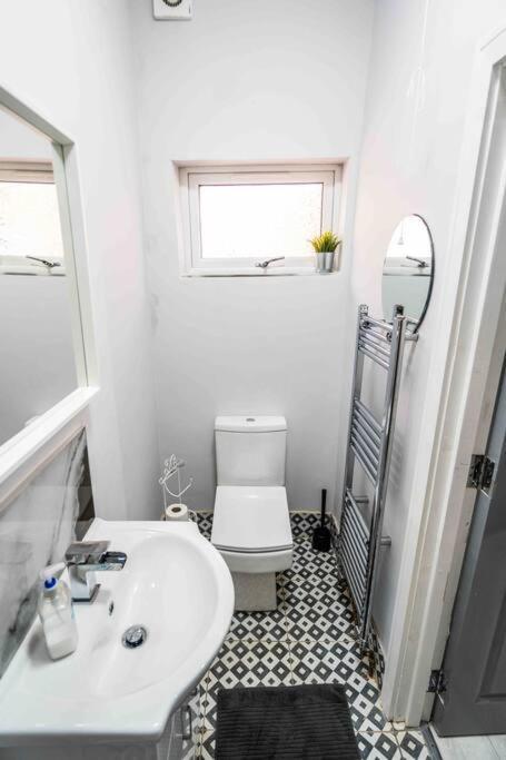 דירות ברמינגהאם Modern Flat In Moseley With Free Parking מראה חיצוני תמונה